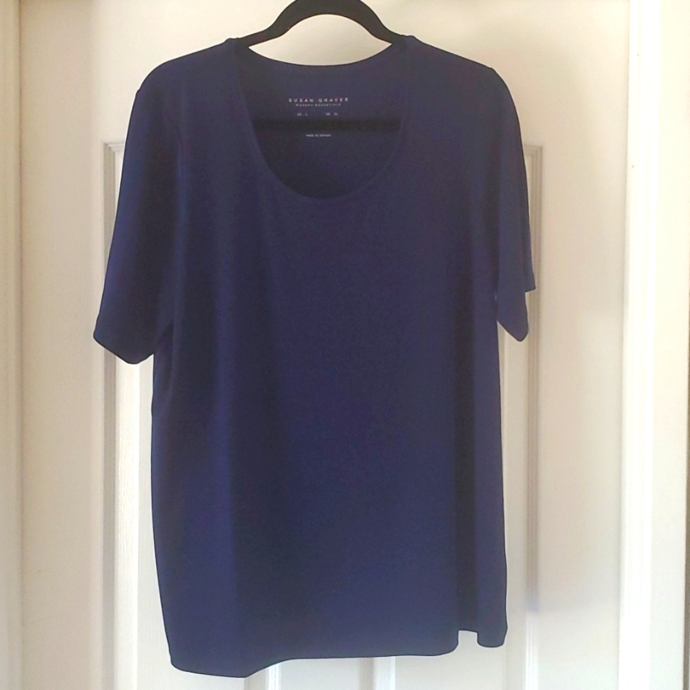 Susan Graver Liquid Knit Top, Scoop Neck, short-sleeved, Navy, L